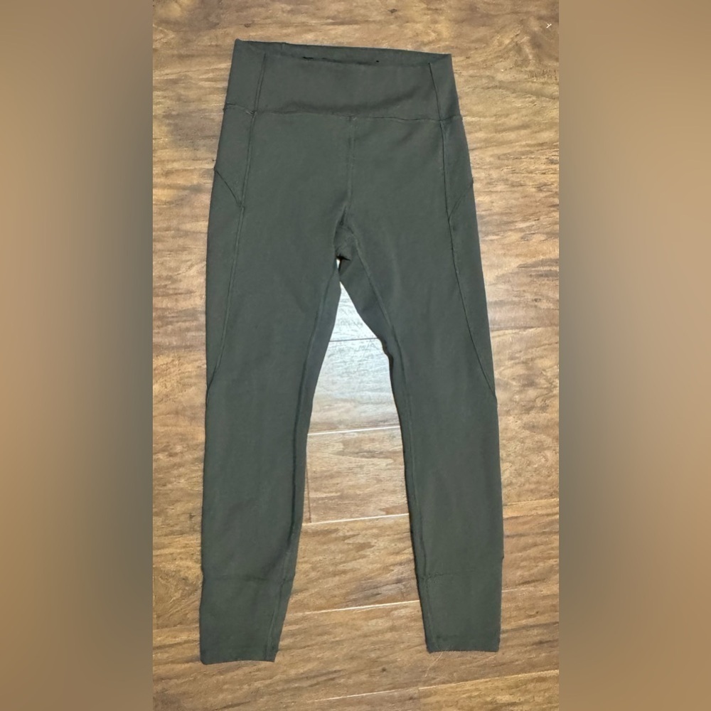 Lululemon In Movement 7/8 Tight Everlux Gym Workout Athleisure High Rise Size 6
